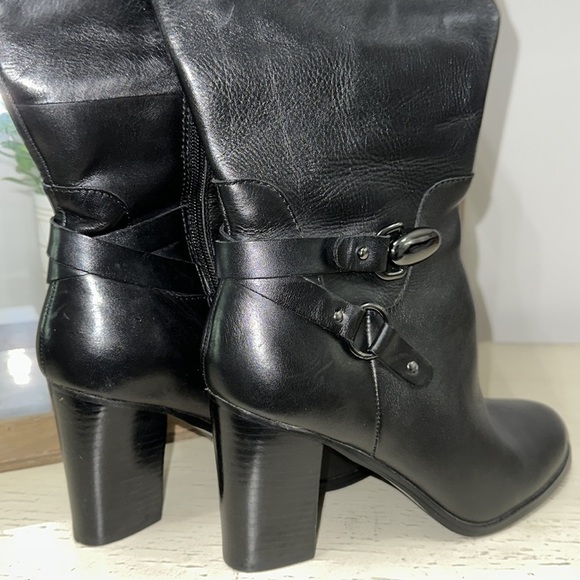 Tahari FELIX Black Knee High Block Heeled Boots Size 8M WIDE CALF - Picture 2 of 6
